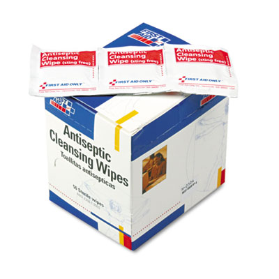 First Aid Only&trade; Antiseptic Cleansing Wipes