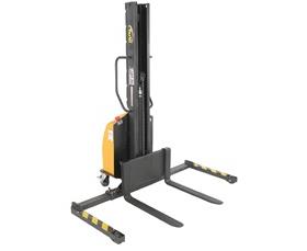 NARROW MAST STACKERS WITH POWER LIFT